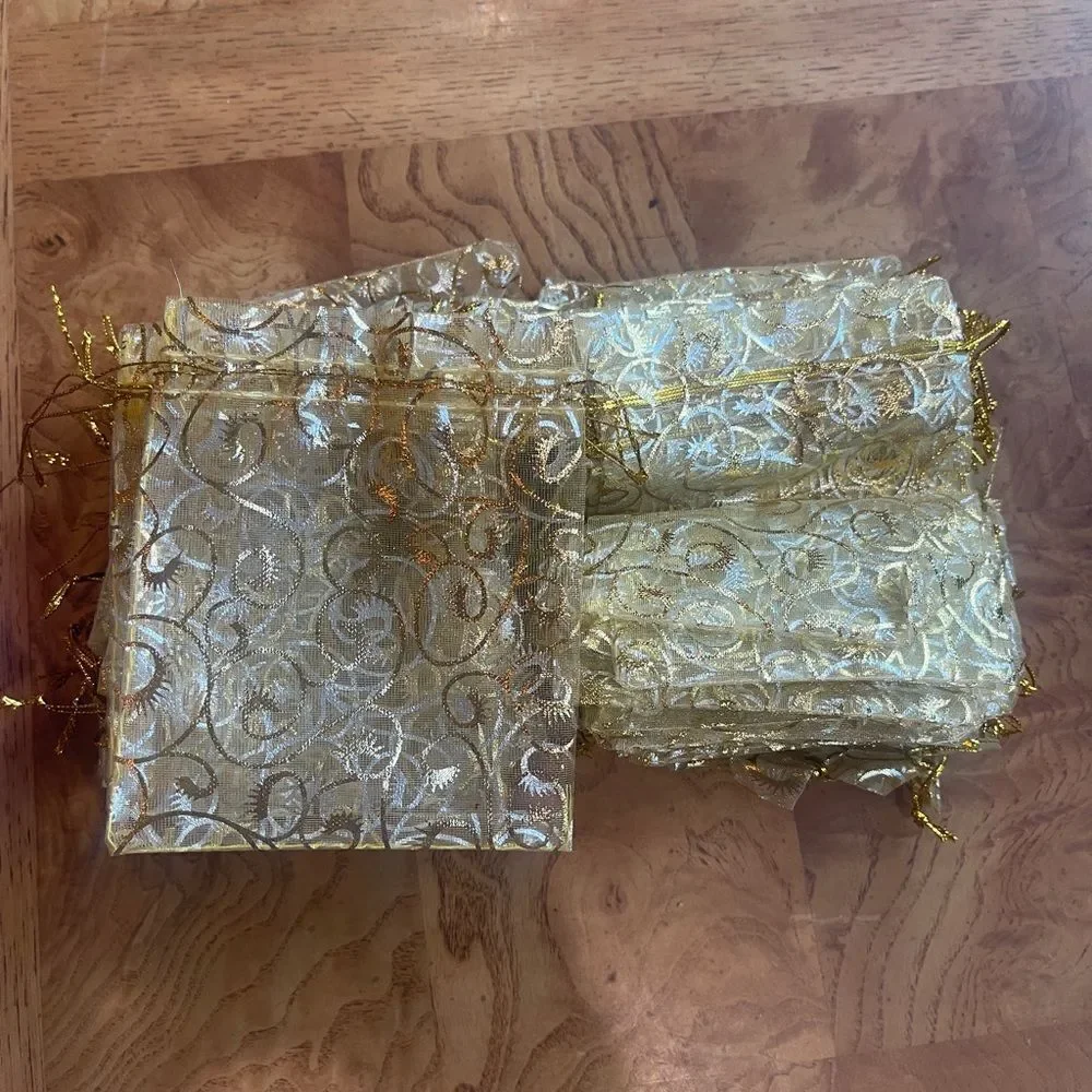 Decorative Drawstring Bags! - Picture 2 of 11